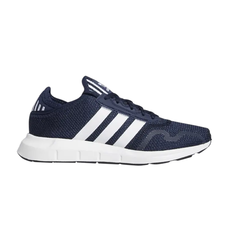 Кроссовки adidas Swift Run X J 'Collegiate Navy', синий
Кроссовки adidas Swift Run X J 'Collegiate Navy', синий