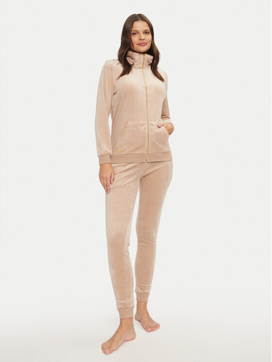 Пижамы стандартного кроя Selmark, бежевый
Пижамы стандартного кроя Selmark, бежевый