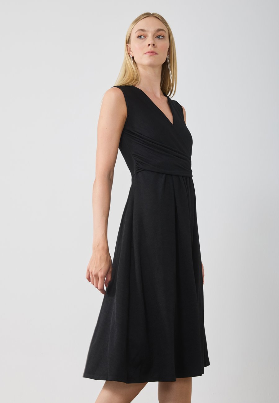 Платье Anna Field Jersey dress, Black
Платье Anna Field Jersey dress, Black