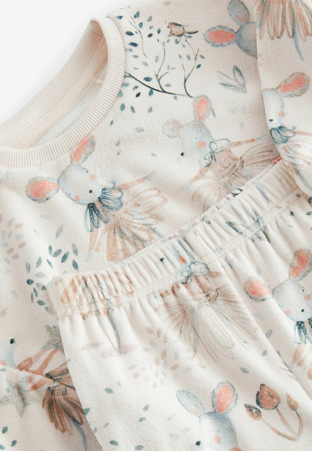 Пижамный комплект SET Next, белый
Пижамный комплект SET Next, белый