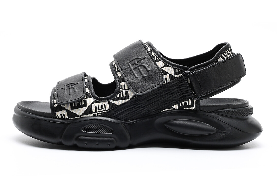 Пляжные сандалии мужские черный/белый Trumppipe
Пляжные сандалии мужские черный/белый Trumppipe