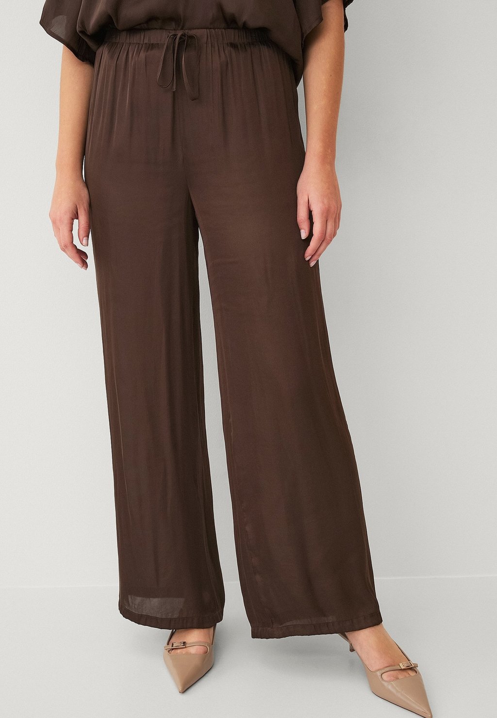 Брюки SCHLUPF Ellos Collection, темно-коричневый
Брюки SCHLUPF Ellos Collection, темно-коричневый