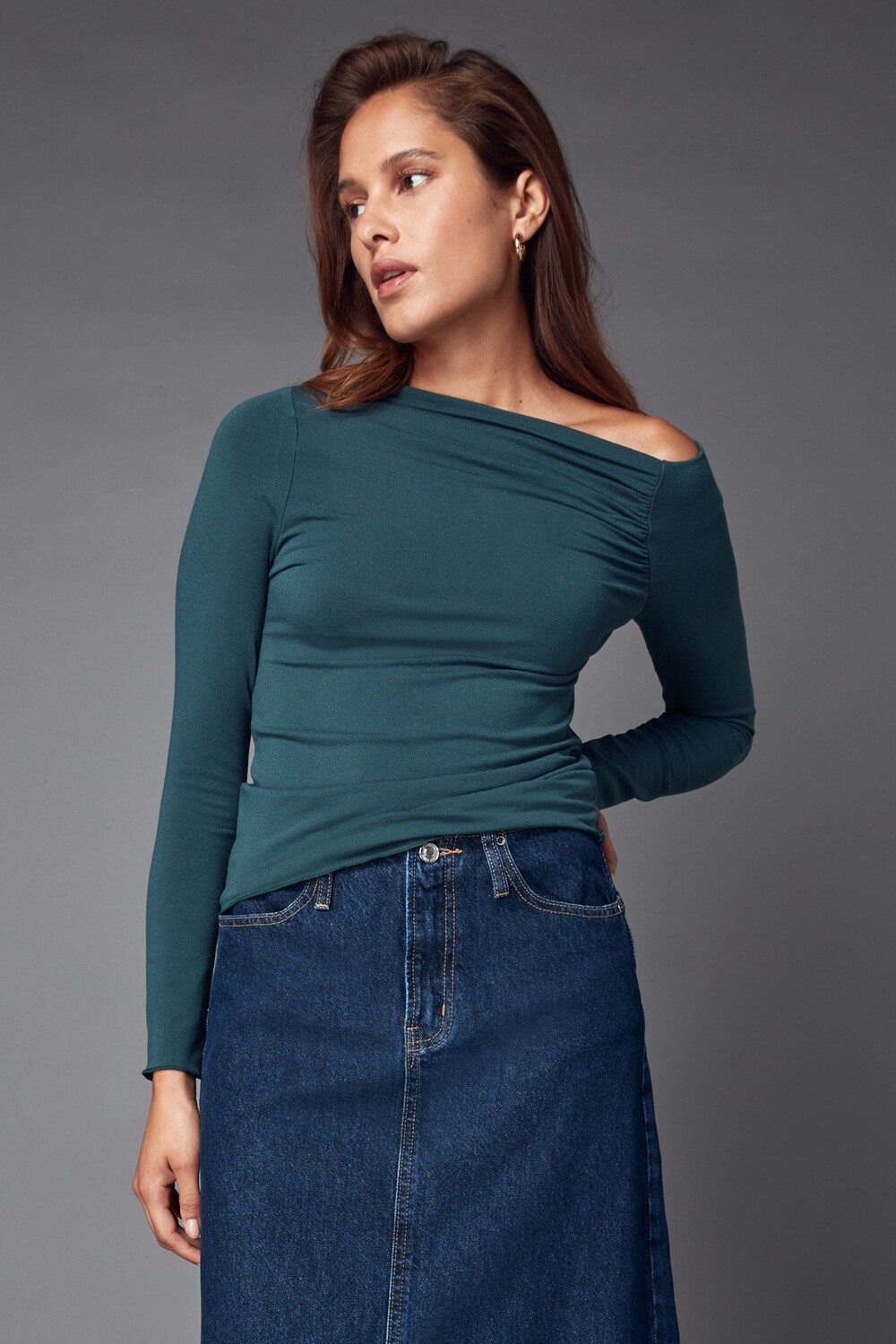 Асимметричный топ с длинными рукавами и сборками Next, синий
Асимметричный топ с длинными рукавами и сборками Next, синий