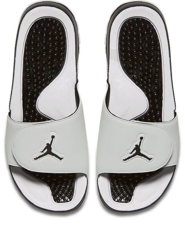 Тапочки hydro 5 retro slide 'white metallic gold' Air Jordan, белый
Тапочки hydro 5 retro slide 'white metallic gold' Air Jordan, белый