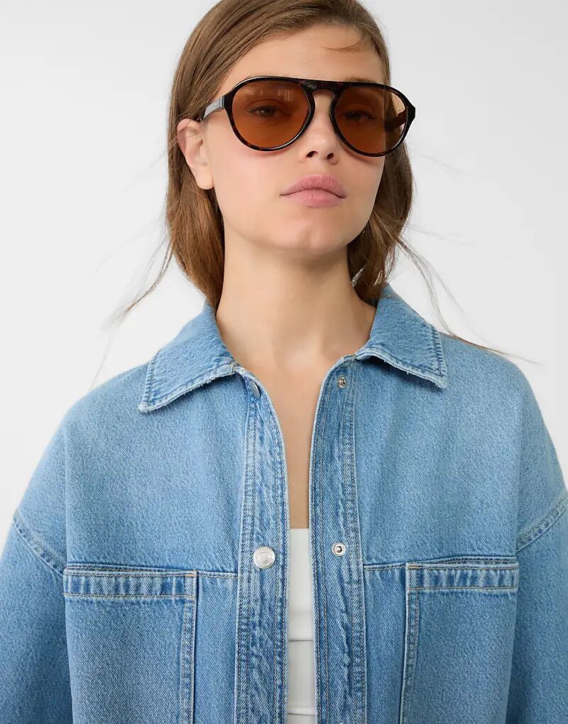 Солнцезащитные очки-авиаторы Stradivarius коричневого цвета
Солнцезащитные очки-авиаторы Stradivarius коричневого цвета