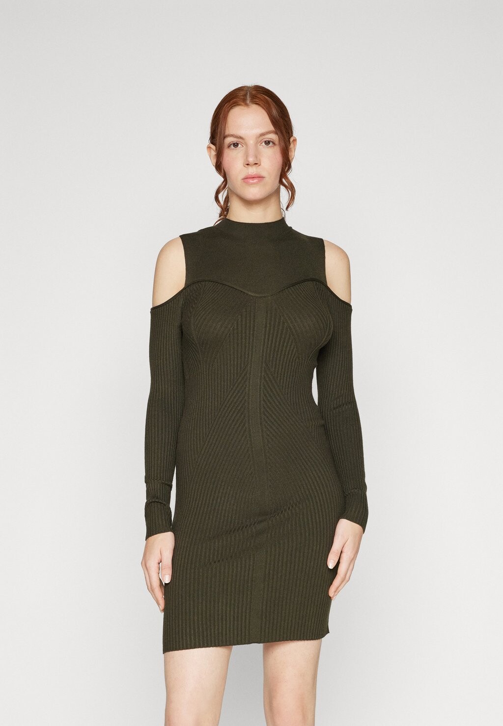 Платье из джерси COLD SHOULDER BODICE NECKLINE MINI BODZCON DRESS Even&Odd, хаки
Платье из джерси COLD SHOULDER BODICE NECKLINE MINI BODZCON DRESS Even&Odd, хаки