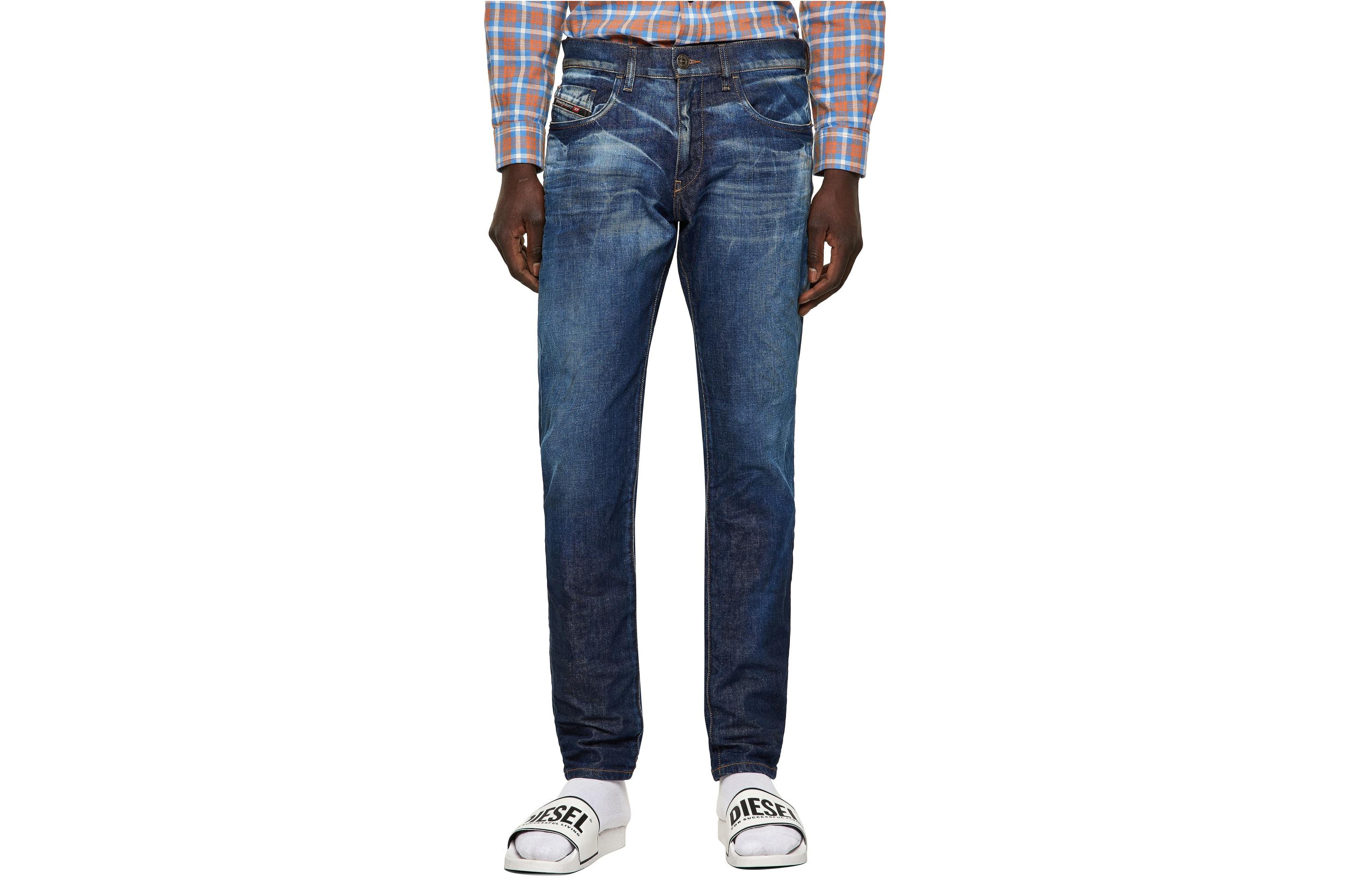 Джинсы мужские потертые синие DIESEL
Джинсы мужские потертые синие DIESEL