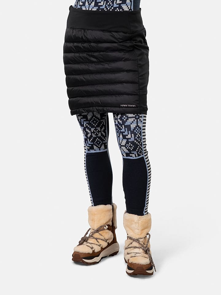 KARI TRAA Пышная юбка "Эмили" черного цвета
KARI TRAA Пышная юбка "Эмили" черного цвета