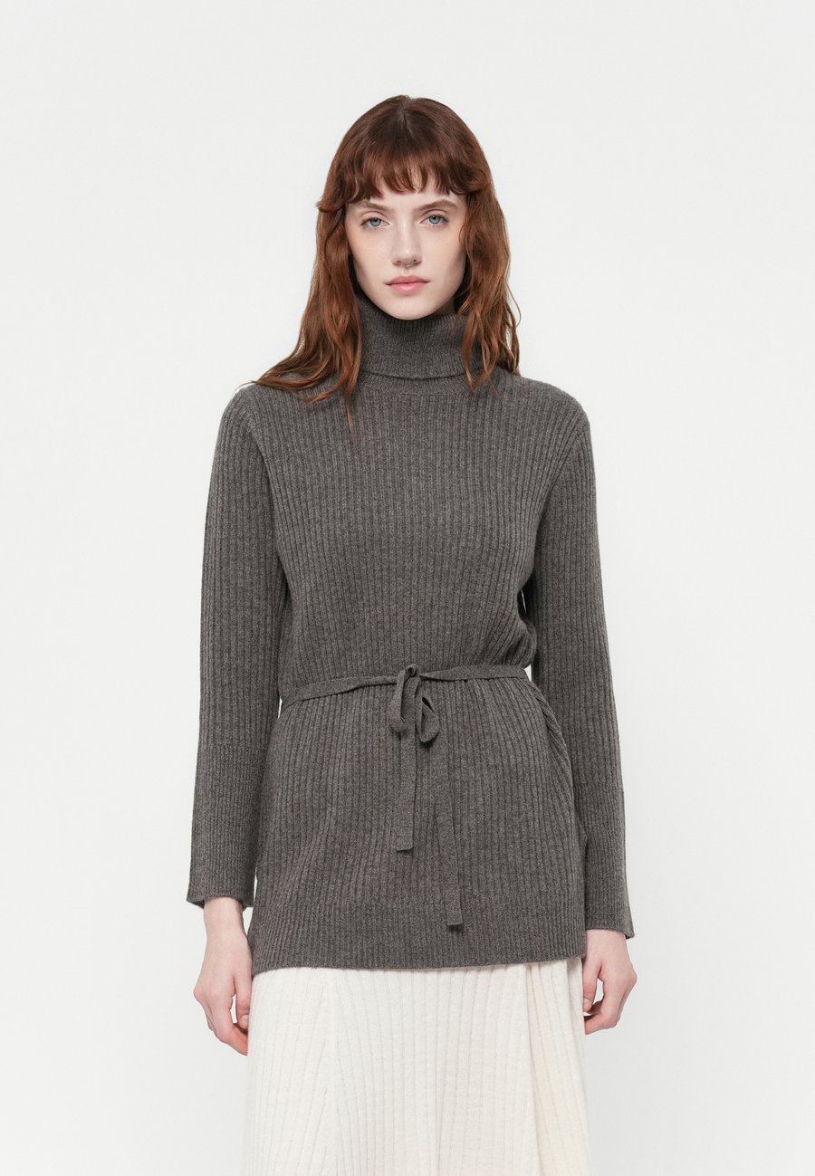 Джемпер pure cashmere LONG TURTLE NECK , Heather Brown/Dark Brown
Джемпер pure cashmere LONG TURTLE NECK , Heather Brown/Dark Brown