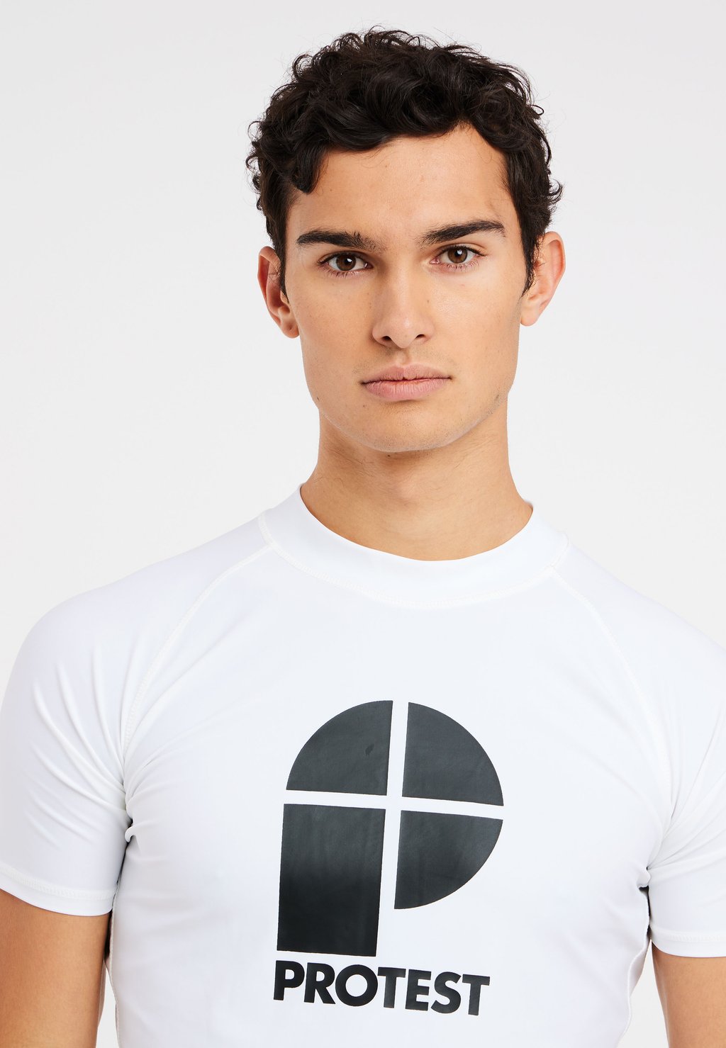 Футболка с принтом Protest, белый
Футболка с принтом Protest, белый