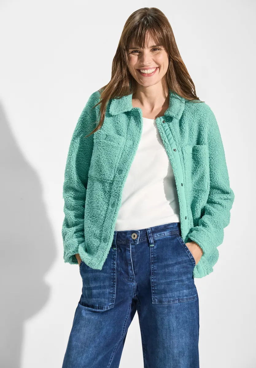 Короткая куртка Cecil, без капюшона, с планкой на пуговицах, зеленый
Короткая куртка Cecil, без капюшона, с планкой на пуговицах, зеленый