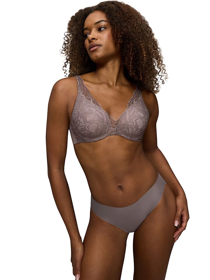 Бюстгальтер на косточках Triumph, серо-коричневый
Бюстгальтер на косточках Triumph, серо-коричневый