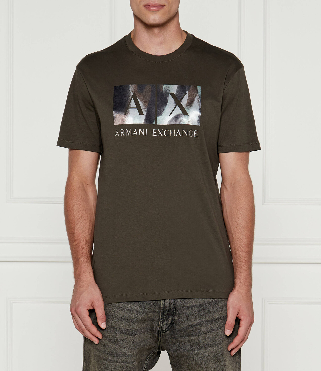 Футболка Armani Exchange Regular Fit, цвет cachi
Футболка Armani Exchange Regular Fit, цвет cachi