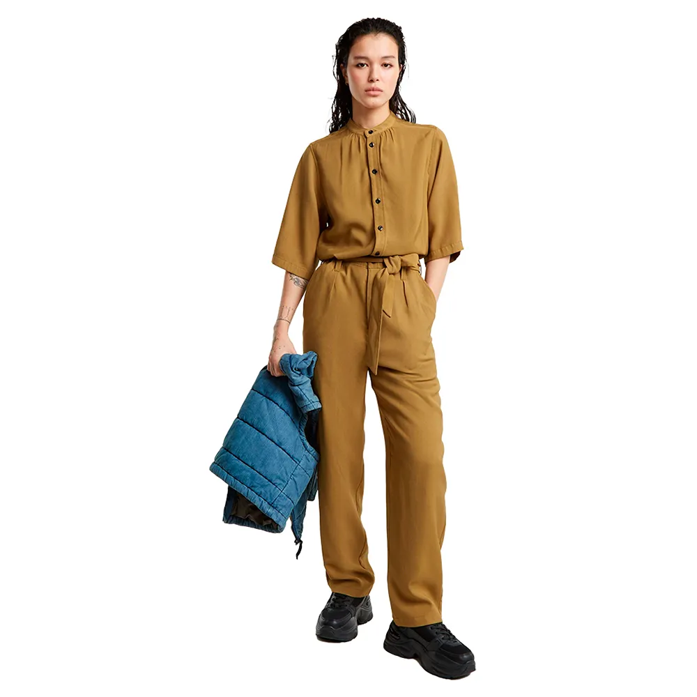 Комбинезон G-Star Fluid, коричневый
Комбинезон G-Star Fluid, коричневый