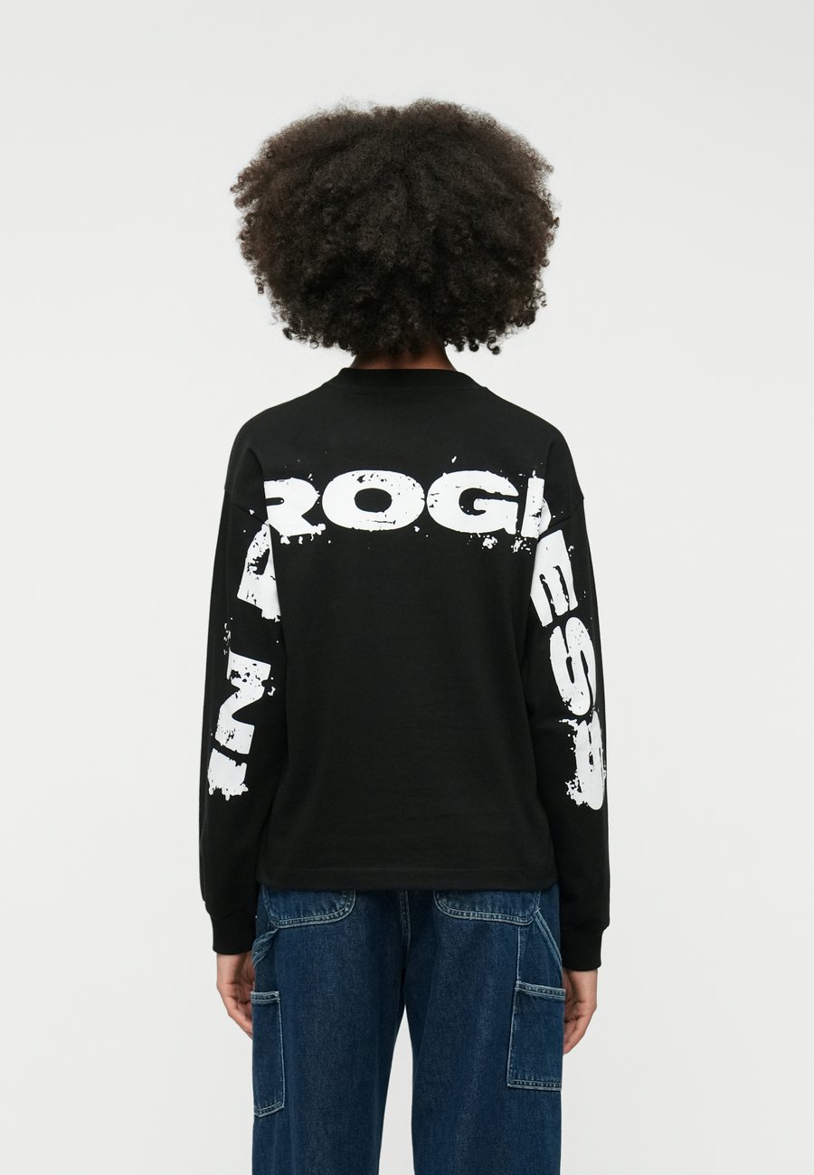 Топ Carhartt WIP MINDWORK, Black
Топ Carhartt WIP MINDWORK, Black