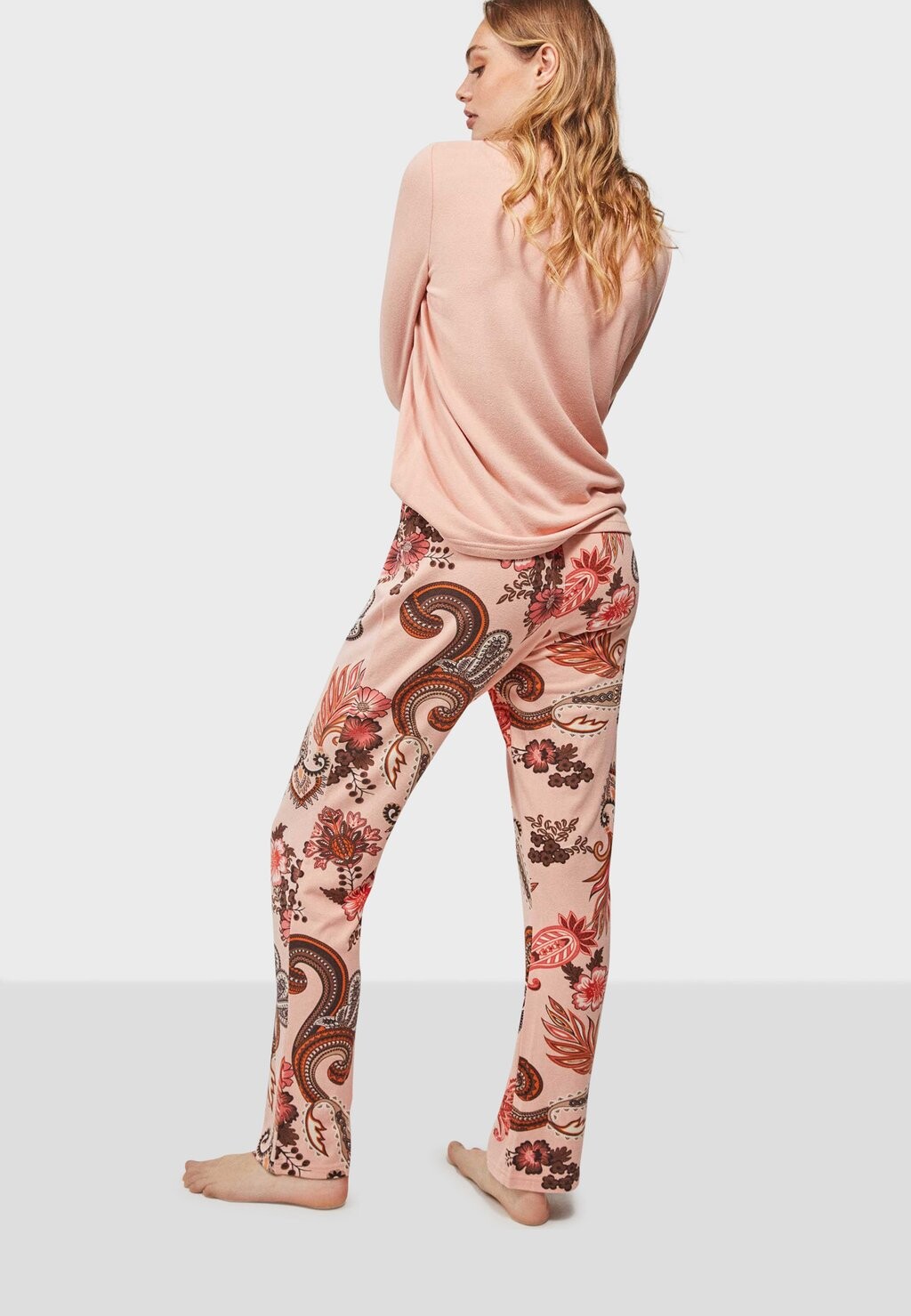 Пижама Gisela, лососевый
Пижама Gisela, лососевый