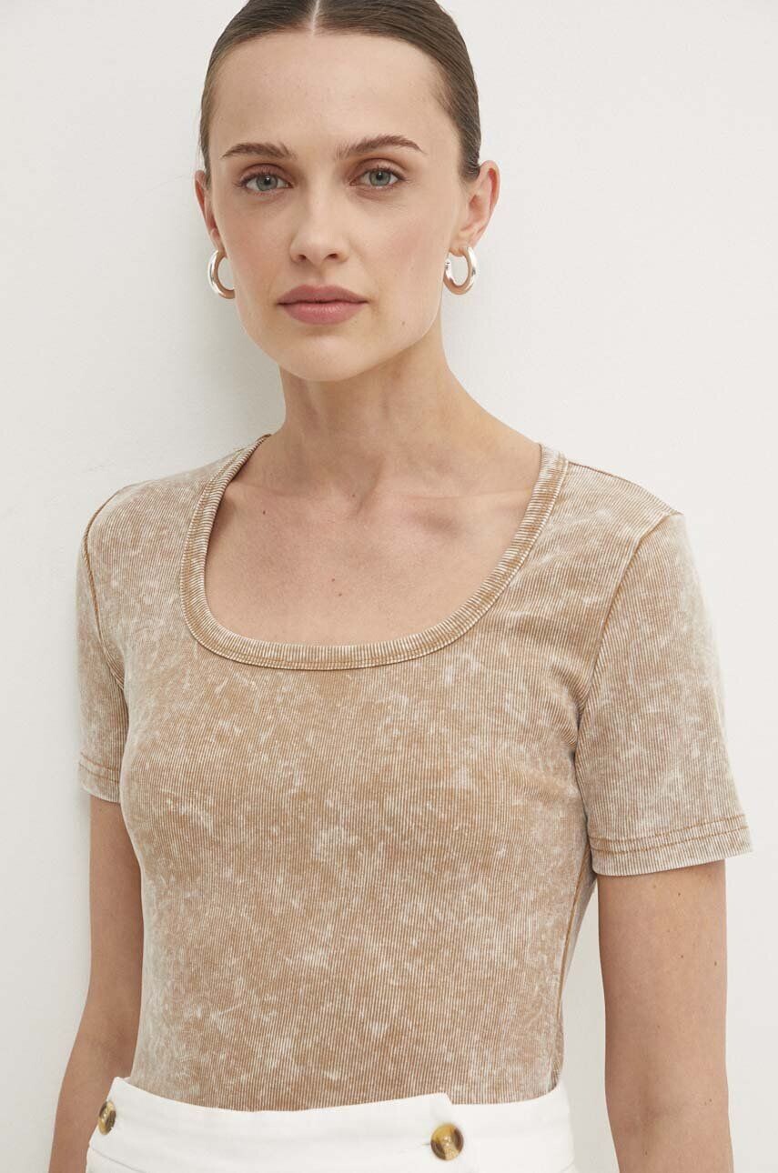 Футболка Answear Lab, коричневый
Футболка Answear Lab, коричневый