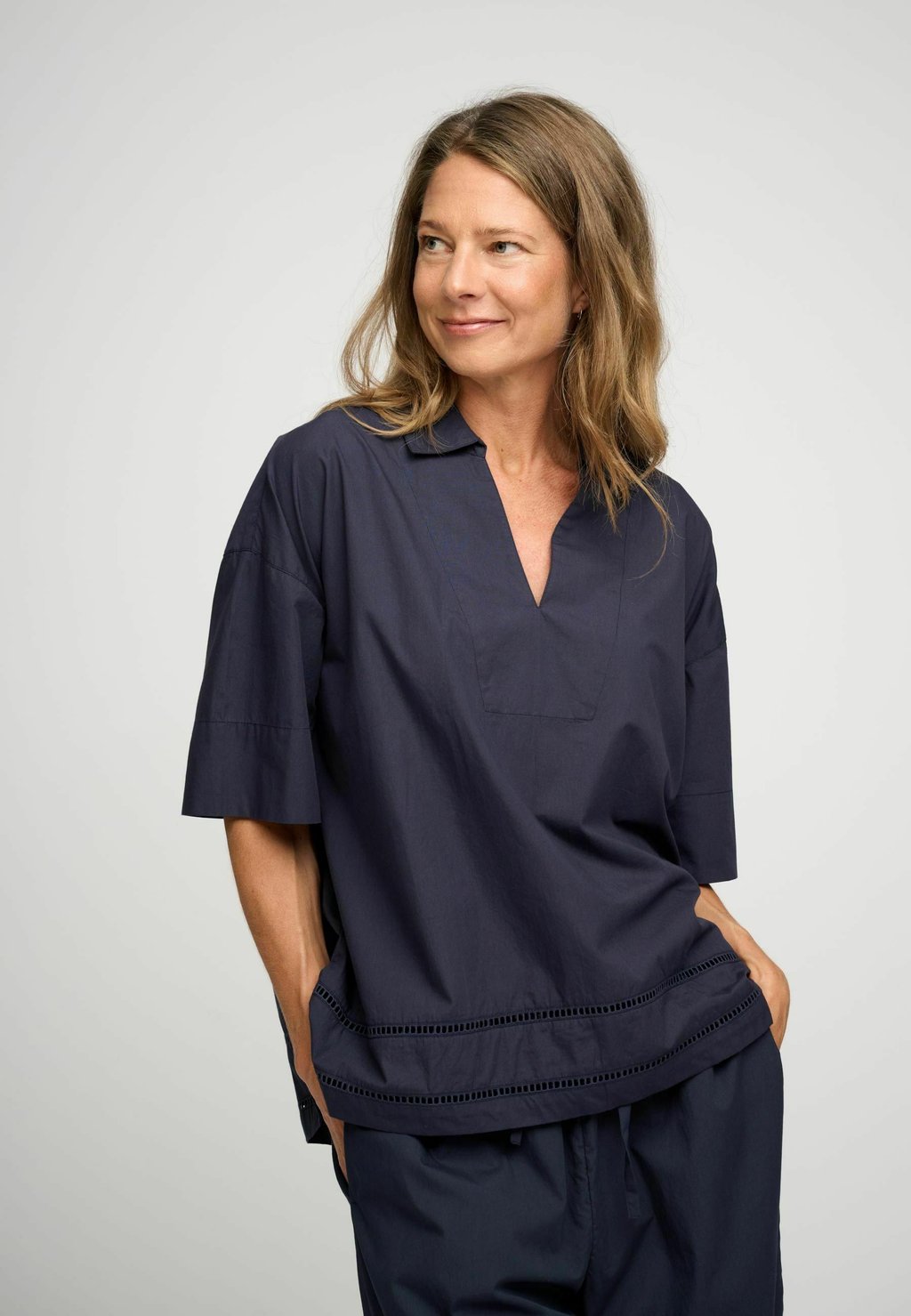 Блуза BRIGHTLY moshi moshi mind, темно-синий
Блуза BRIGHTLY moshi moshi mind, темно-синий