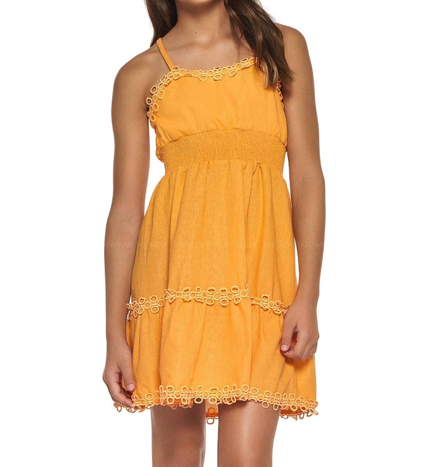 Платье для девочек с люверсами в оранжевом цвете Peixoto
Платье для девочек с люверсами в оранжевом цвете Peixoto