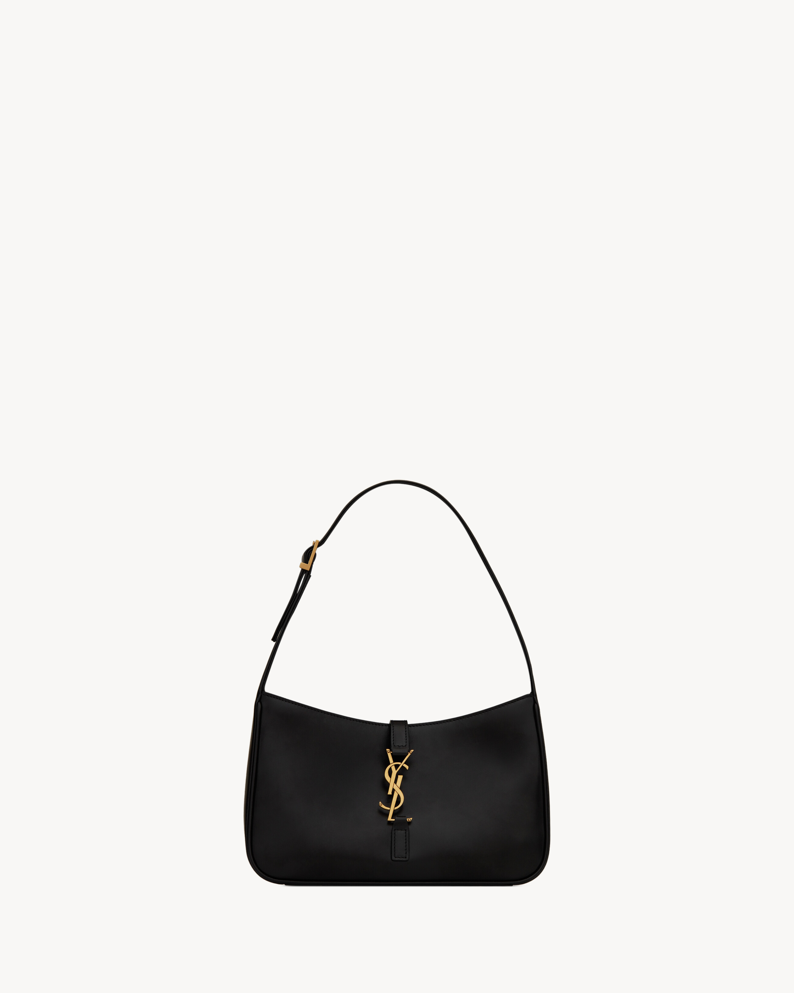 Сумка-хобо с кожаным язычком с логотипом THE CASSANDRE Saint Laurent, черный
Сумка-хобо с кожаным язычком с логотипом THE CASSANDRE Saint Laurent, черный