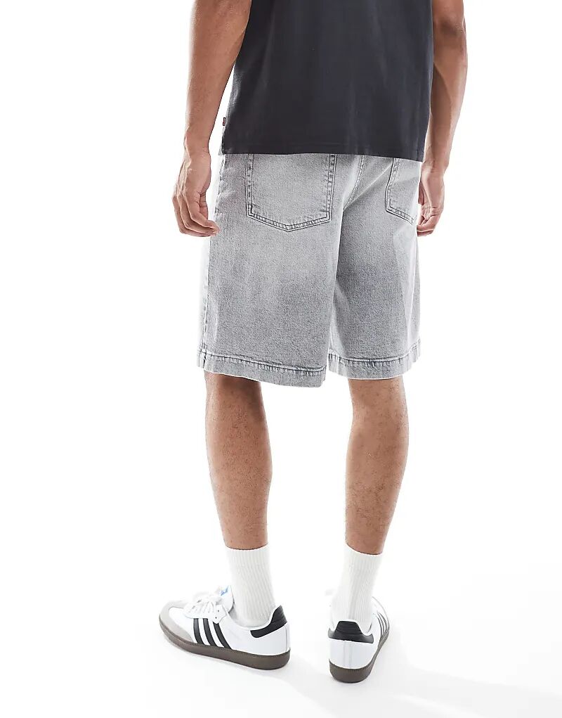 Длинные джинсовые шорты ASOS DESIGN светло-серого цвета
Длинные джинсовые шорты ASOS DESIGN светло-серого цвета