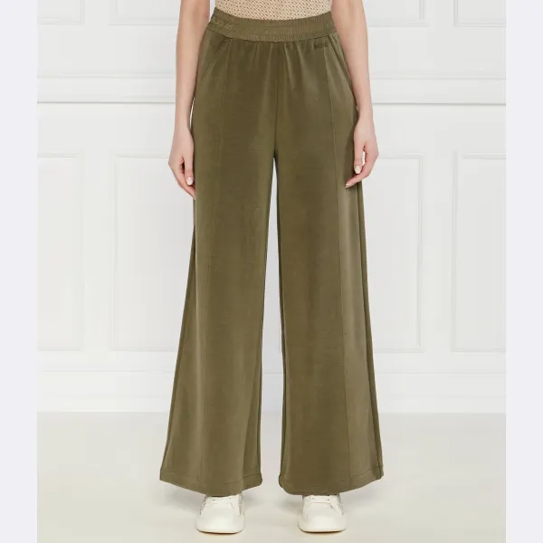 Спортивные брюки свободного кроя c_ecara Boss, зеленый
Спортивные брюки свободного кроя c_ecara Boss, зеленый