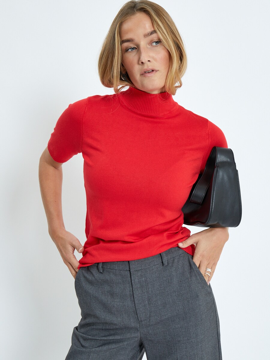 Свитер minus Lima, цвет Cranberry
Свитер minus Lima, цвет Cranberry