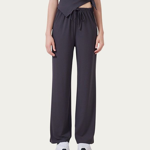 Женские спортивные брюки с высокой талией, шнурком и свободным кроем Anna-Kaci, Coffee
Женские спортивные брюки с высокой талией, шнурком и свободным кроем Anna-Kaci, Coffee