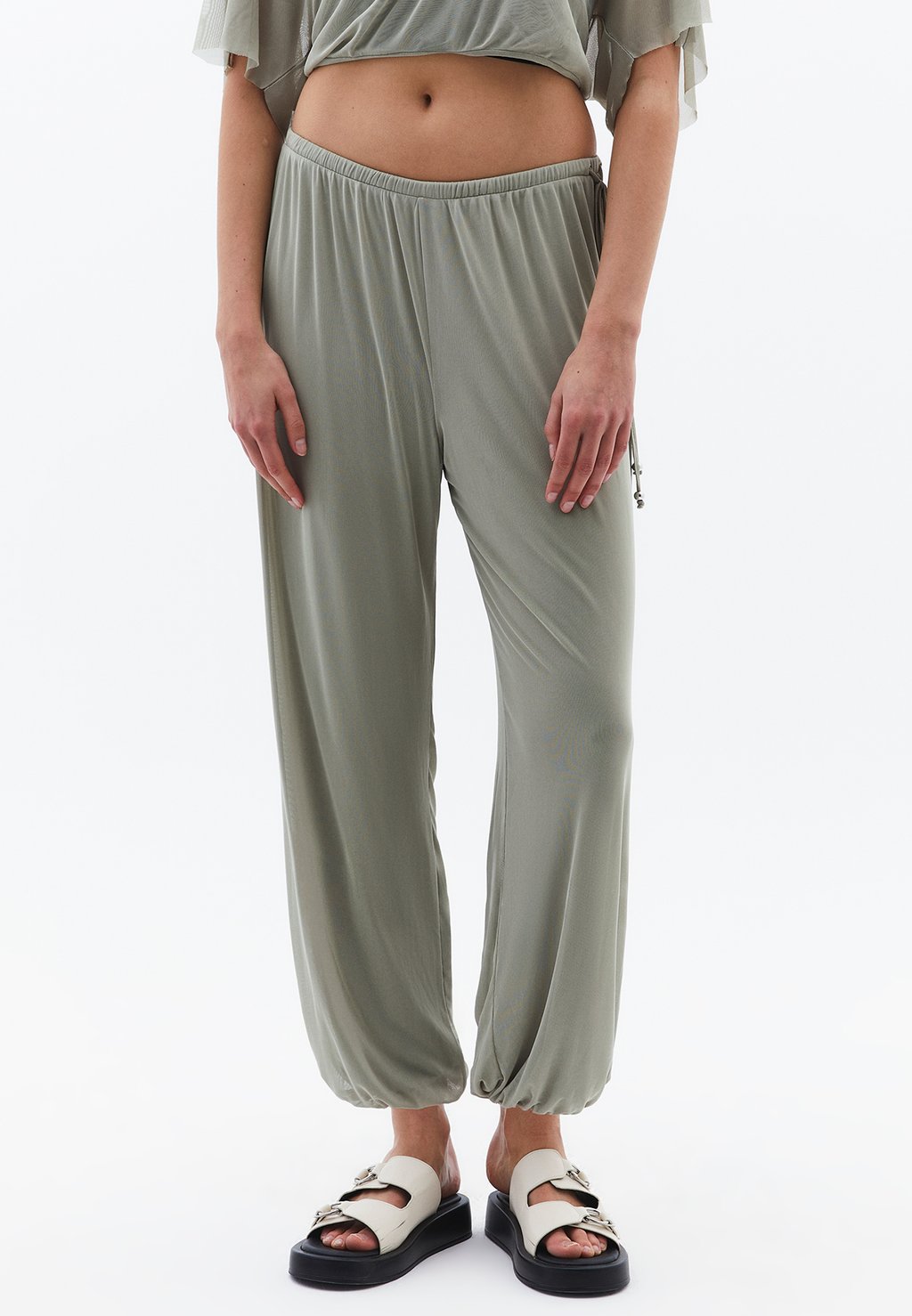 Брюки BALLOON OXXO, светло-зеленый
Брюки BALLOON OXXO, светло-зеленый