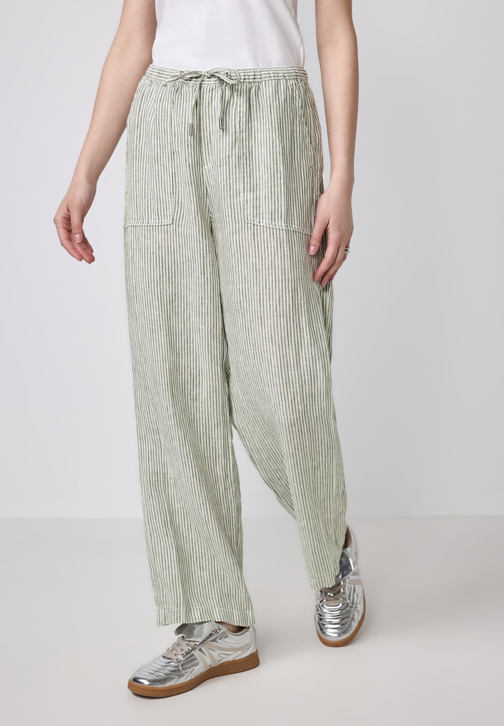 Брюки Street One Studio, зеленый 
Брюки Street One Studio, зеленый