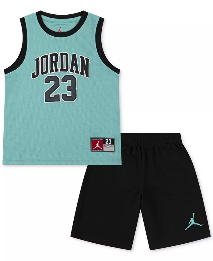 Детский комплект из 2 предметов Little Boys 23 Jersey Jordan, черный
Детский комплект из 2 предметов Little Boys 23 Jersey Jordan, черный