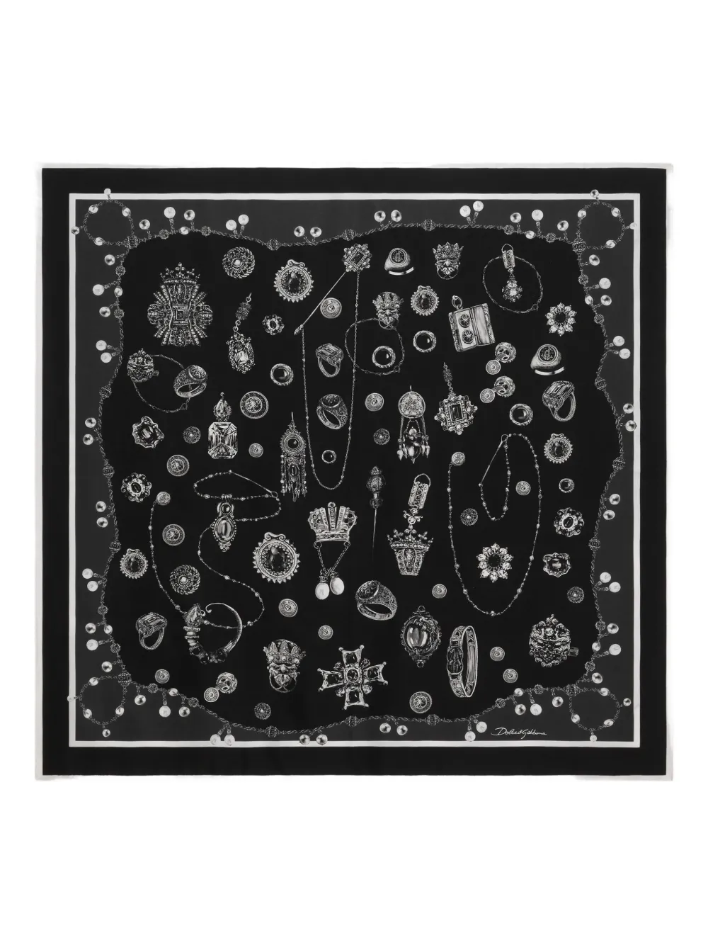 Шелковый платок с принтом DOLCE & GABBANA, черный
Шелковый платок с принтом DOLCE & GABBANA, черный