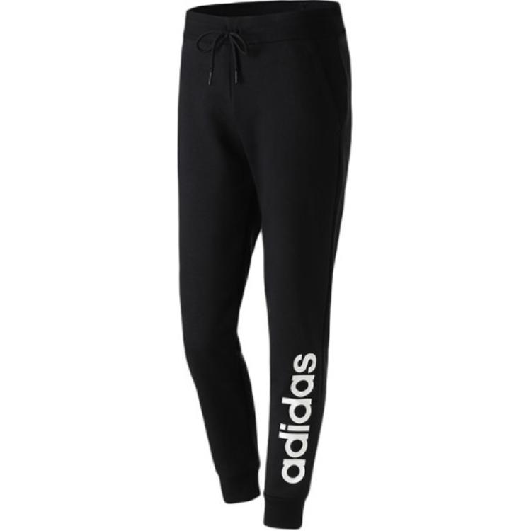 Вязаные спортивные штаны женские черные Adidas
Вязаные спортивные штаны женские черные Adidas