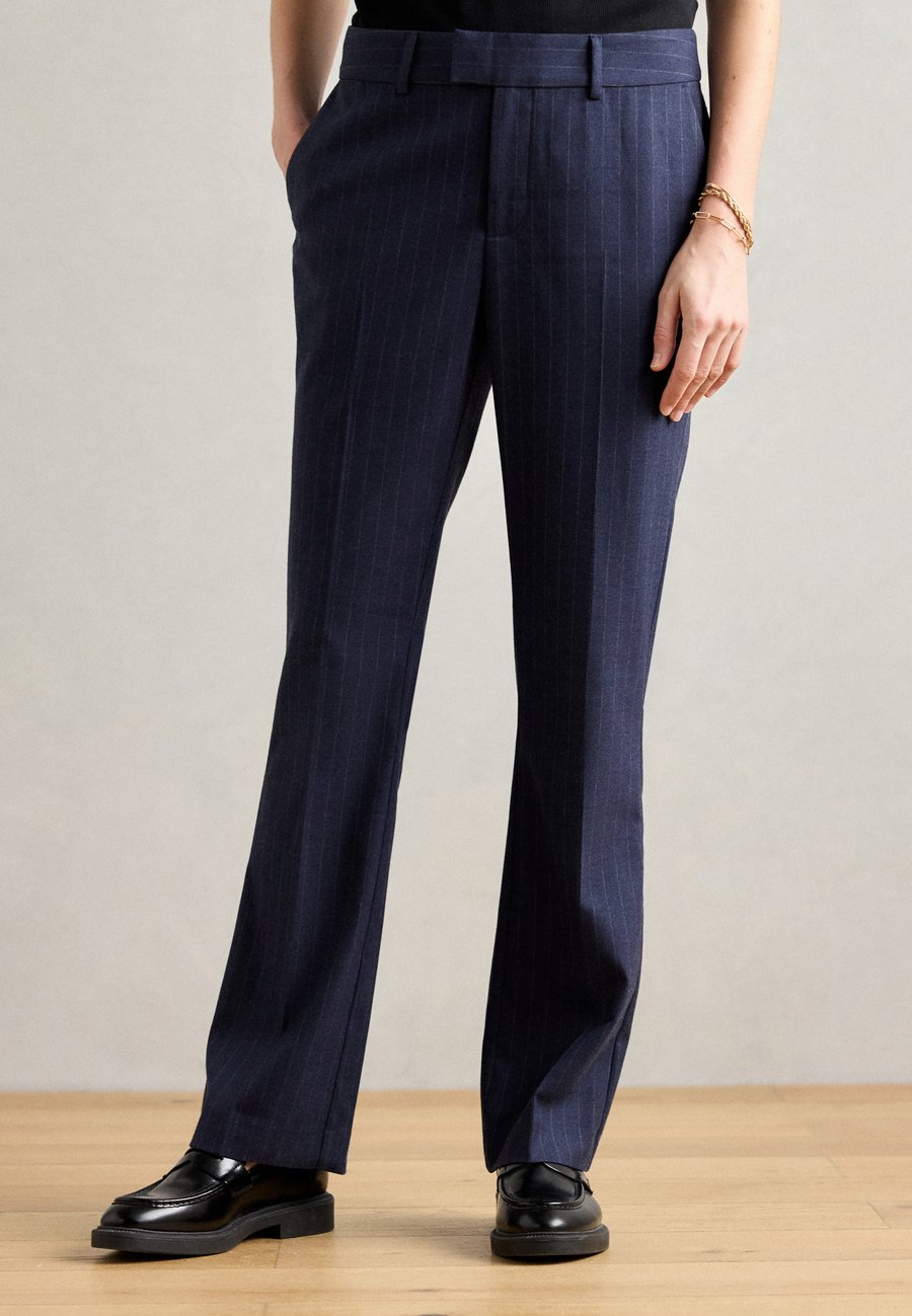 Брюки Mos Mosh CARIE, Maritime Blue/Dark Blue
Брюки Mos Mosh CARIE, Maritime Blue/Dark Blue