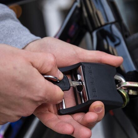 Оригинальный переносной цепной замок из закаленной стали Hiplok, черный 
Оригинальный переносной цепной замок из закаленной стали Hiplok, черный