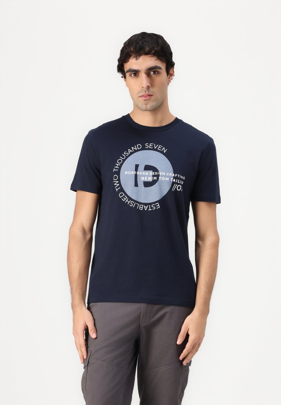 Футболка TOM TAILOR DENIM PRINTED, Dark Navy/Dark Blue, Синий, Футболка TOM TAILOR DENIM PRINTED, Dark Navy/Dark Blue
Футболка TOM TAILOR DENIM PRINTED, Dark Navy/Dark Blue, Синий, Футболка TOM TAILOR DENIM PRINTED, Dark Navy/Dark Blue