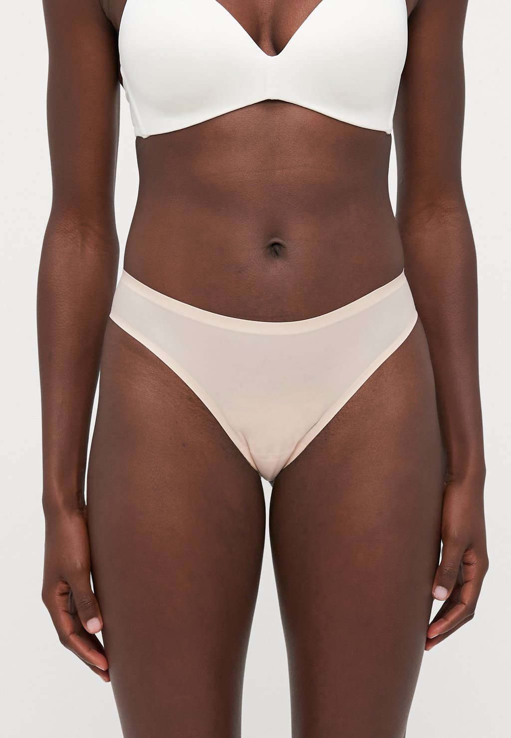 Трусы Chantelle, бежевый
Трусы Chantelle, бежевый