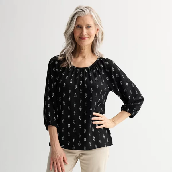 Женский топ с присборенным вырезом и фактурой Croft & Barrow, цвет black leaf geo
Женский топ с присборенным вырезом и фактурой Croft & Barrow, цвет black leaf geo