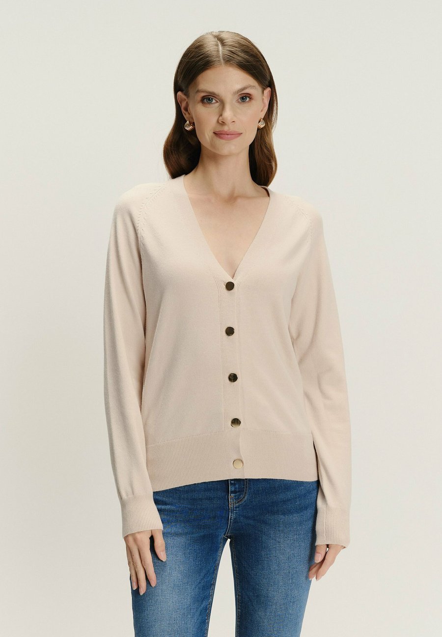 Кардиган Greenpoint Cardigan, Beige
Кардиган Greenpoint Cardigan, Beige