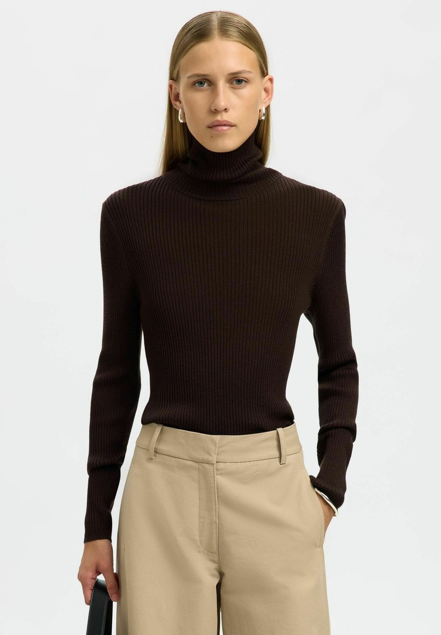 Джемпер Selected Femme THEA ROLL NECK, Chocolate Torte/Brown
Джемпер Selected Femme THEA ROLL NECK, Chocolate Torte/Brown