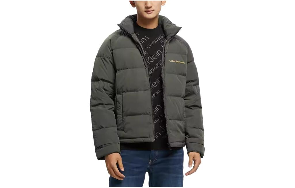 Пуховик мужской темно-зеленый Calvin Klein, темно-зеленый
Пуховик мужской темно-зеленый Calvin Klein, темно-зеленый