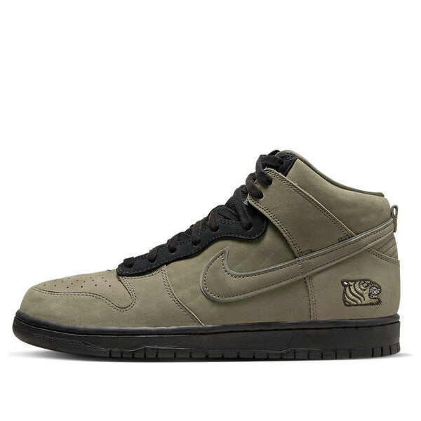 Кроссовки x soulgoods dunk high sp Nike, зеленый
Кроссовки x soulgoods dunk high sp Nike, зеленый
