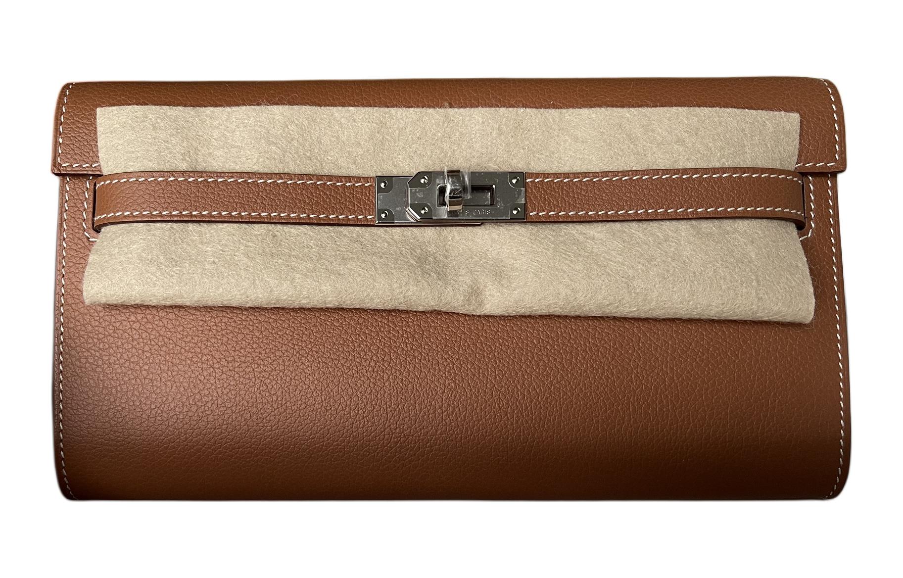 Сумка Kelly To Go Evercolor Leather через плечо, женская HERMES, k stamp
Сумка Kelly To Go Evercolor Leather через плечо, женская HERMES, k stamp