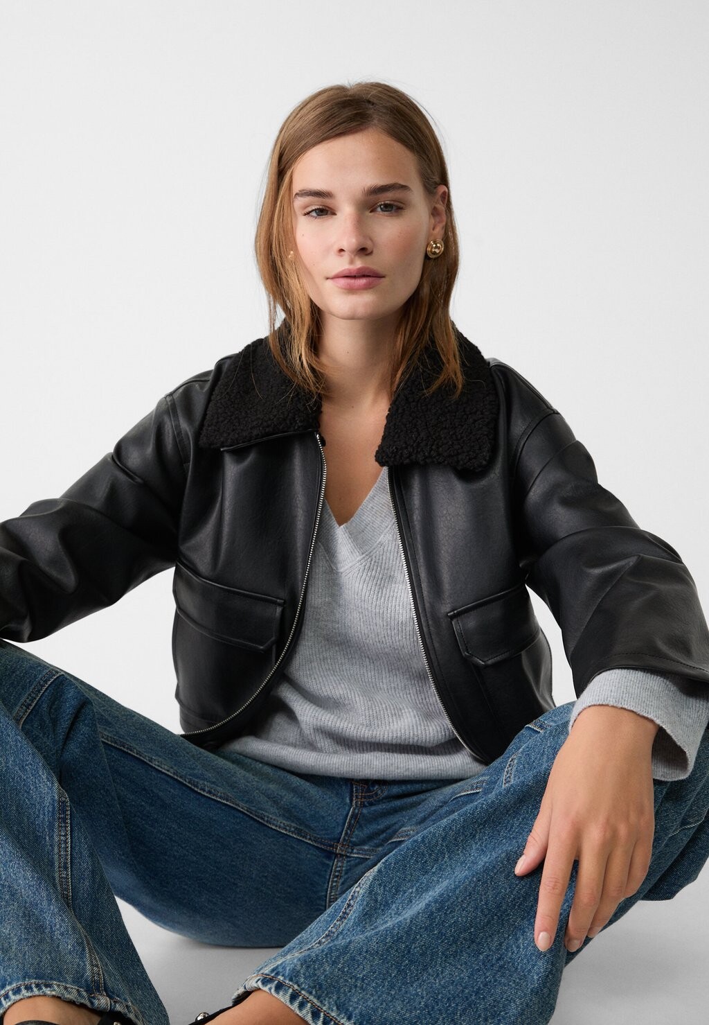 Джемпер V-NECK Stradivarius, серый
Джемпер V-NECK Stradivarius, серый