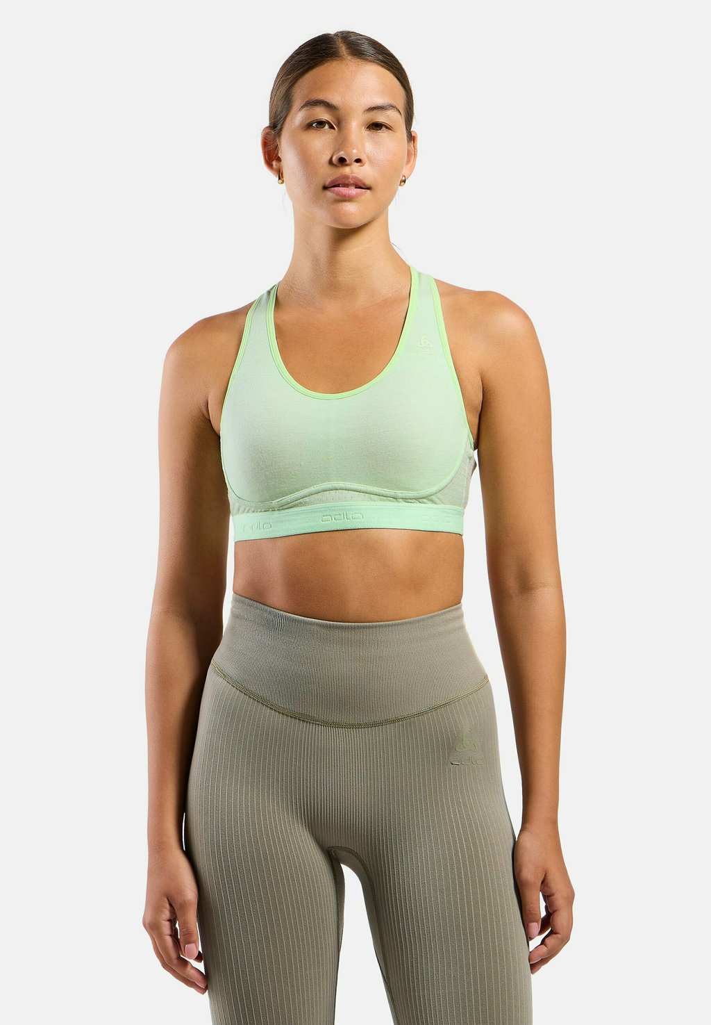 Спортивный бюстгальтер ASCENT ODLO, зеленый
Спортивный бюстгальтер ASCENT ODLO, зеленый