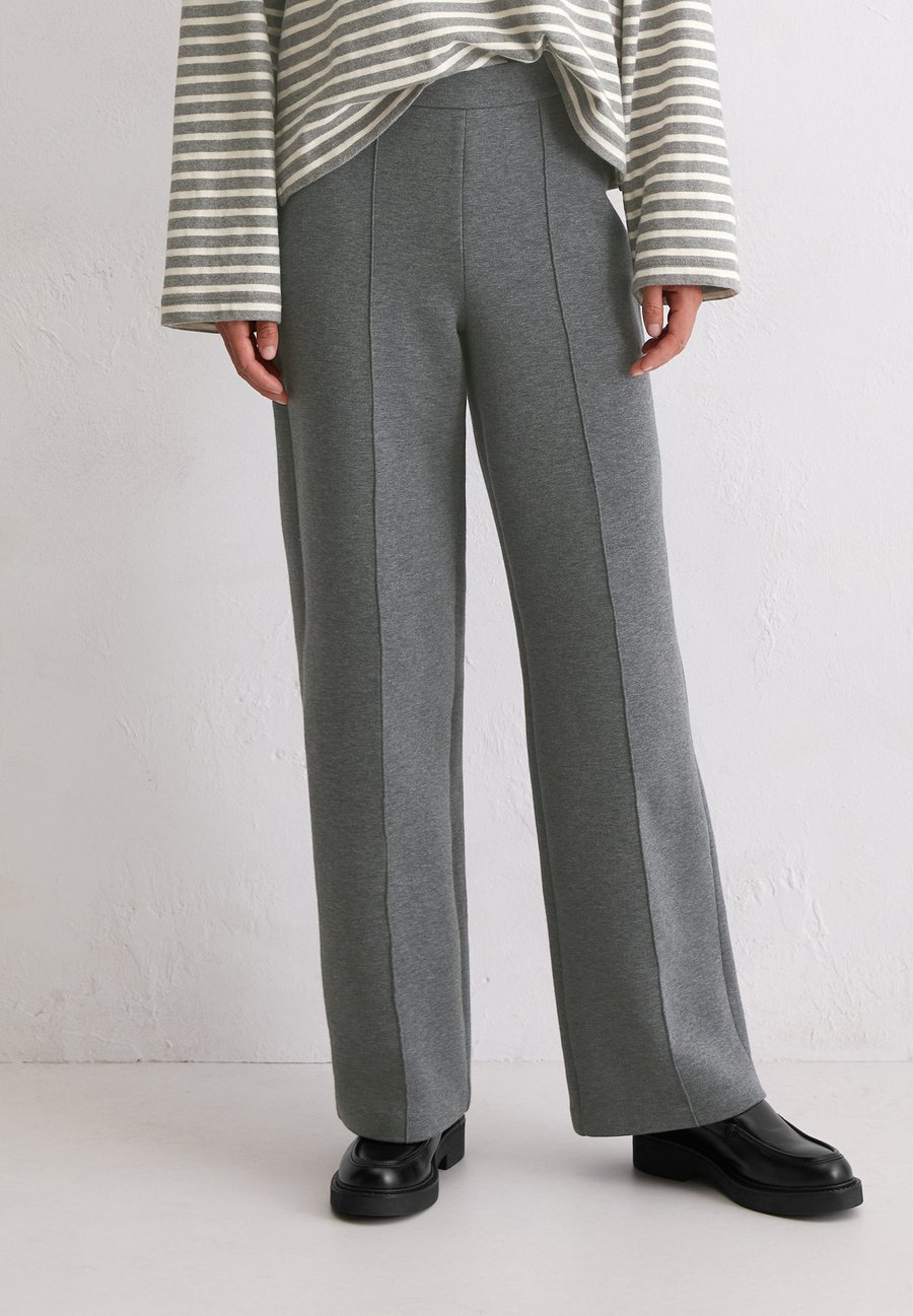 Брюки Marc O'Polo RELAXED AUS, Warm Granite Melange/Stone
Брюки Marc O'Polo RELAXED AUS, Warm Granite Melange/Stone