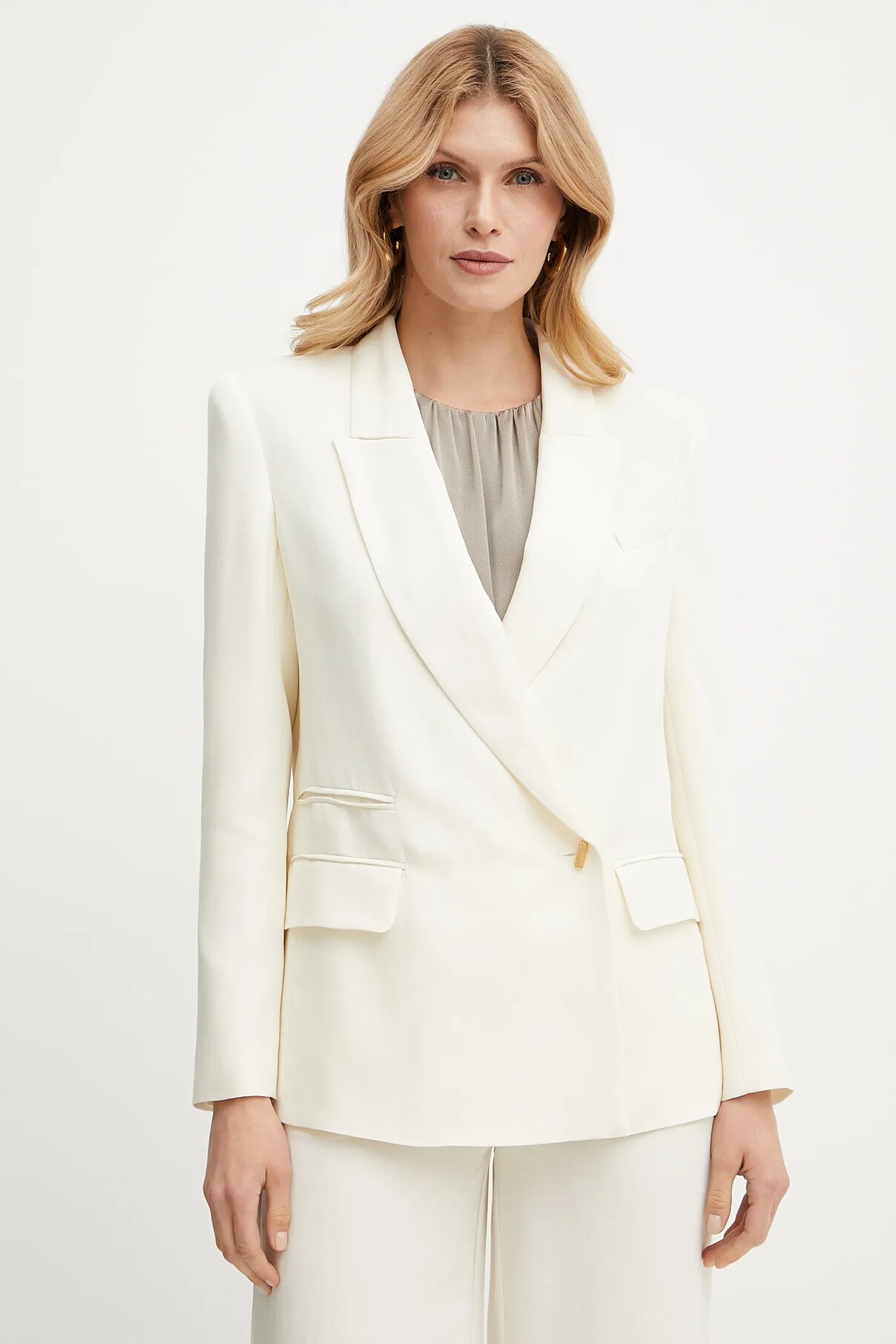 Куртка GRETA Marciano Guess, бежевый
Куртка GRETA Marciano Guess, бежевый