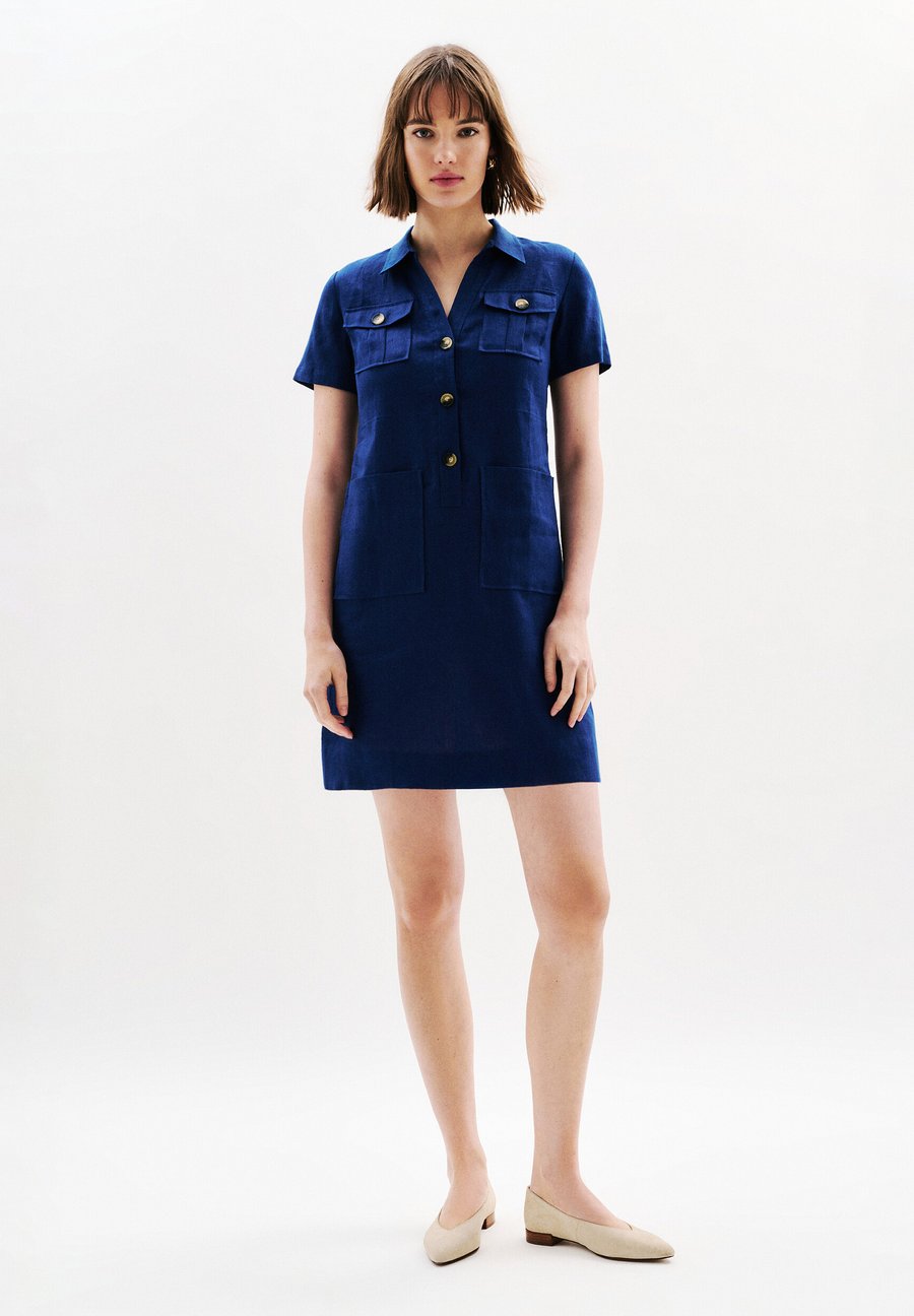 Платье Caroll FRENCH FASHION ELEGANT MODERN LAURE, Bleu Marine/Blue
Платье Caroll FRENCH FASHION ELEGANT MODERN LAURE, Bleu Marine/Blue