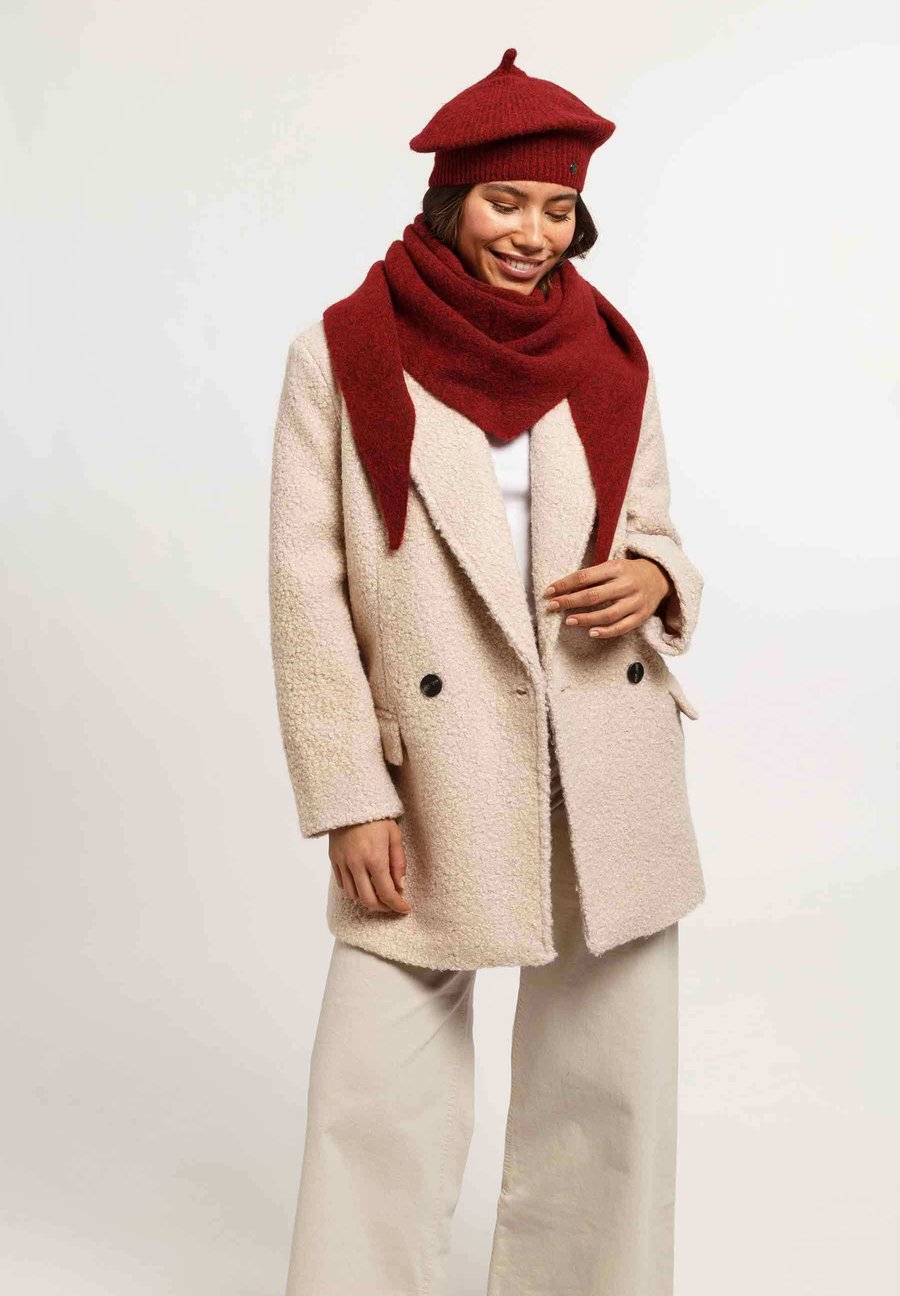 Шарф FRAAS TRIANGLE, Barolo/Red
Шарф FRAAS TRIANGLE, Barolo/Red