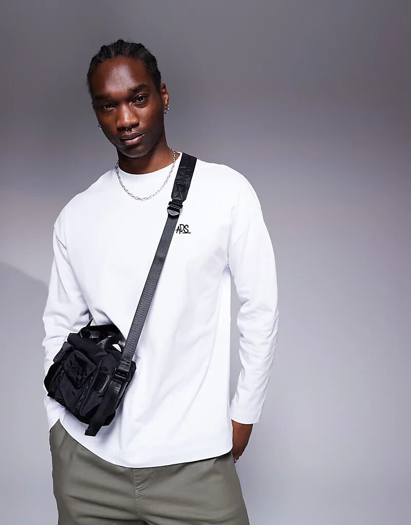 Футболка большого размера из плотной ткани с длинным рукавом плотностью 240 г/м² белого цвета с вышитой деталью ASOS DESIGN
Футболка большого размера из плотной ткани с длинным рукавом плотностью 240 г/м² белого цвета с вышитой деталью ASOS DESIGN